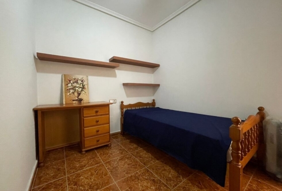 Resale - Apartment / flat - Torrevieja - LA MATA