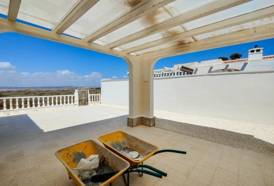 Resale - Villa - Orihuela Costa - La Florida