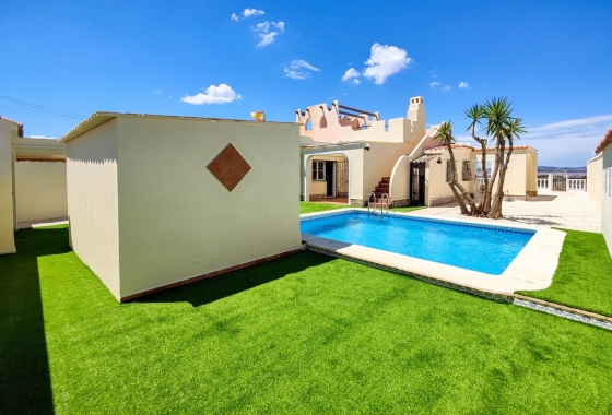 Reventa - Villa - Orihuela Costa - La Florida