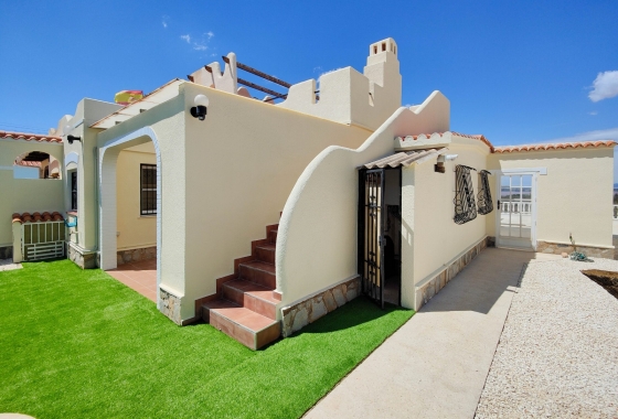 Resale - Villa - Orihuela Costa - La Florida