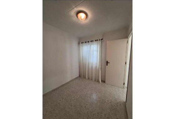 Resale - Bungalow - Torrevieja - El Chaparral