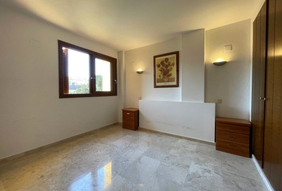 Resale - Apartment / flat - Torrevieja - Punta prima