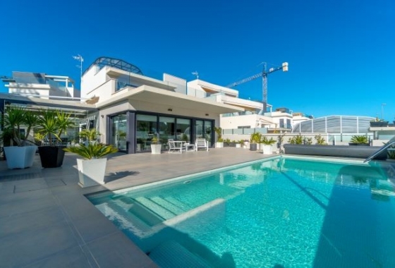 Resale - Villa - Orihuela Costa - Campoamor