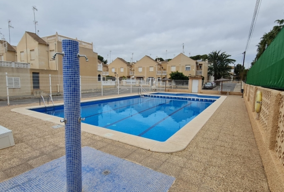 Resale - Bungalow - Orihuela Costa - Punta Prima