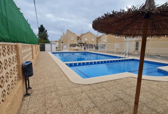 Resale - Bungalow - Orihuela Costa - Punta Prima