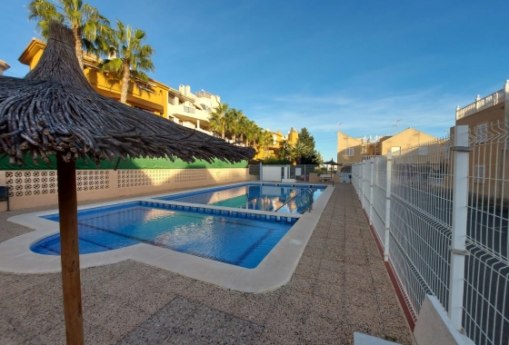 Resale - Bungalow - Orihuela Costa - Punta Prima