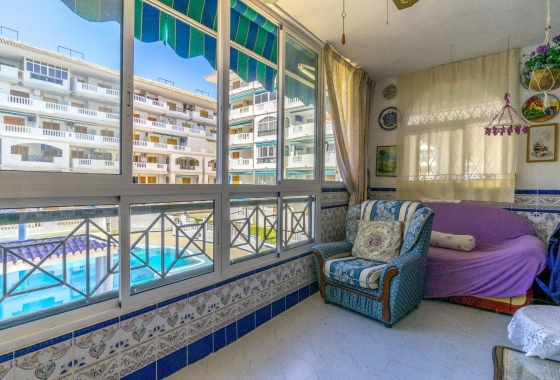 Resale - Apartment / flat - La Mata