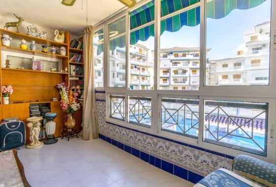 Resale - Apartment / flat - La Mata