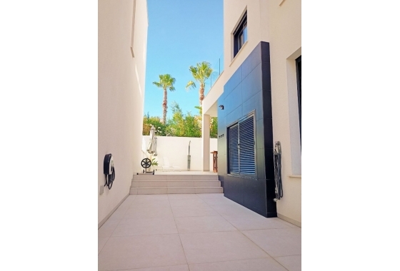 Reventa - Villa - Orihuela Costa - Punta Prima