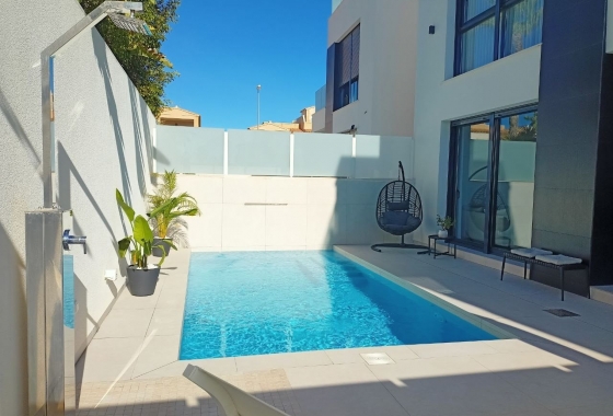 Reventa - Villa - Orihuela Costa - Punta Prima