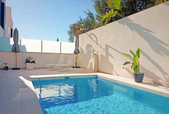 Reventa - Villa - Orihuela Costa - Punta Prima