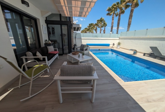 Resale - Villa - Orihuela Costa - Cabo Roig