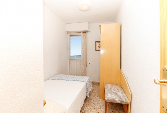 Resale - Apartment / flat - Torrevieja - Playa de los Locos