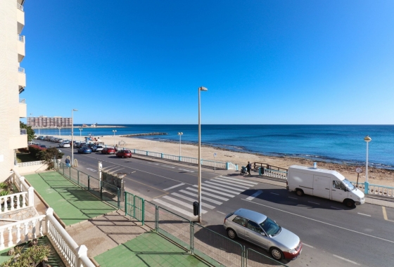 Resale - Apartment / flat - Torrevieja - Playa de los Locos