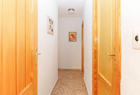 Resale - Apartment / flat - Torrevieja - Playa de los Locos