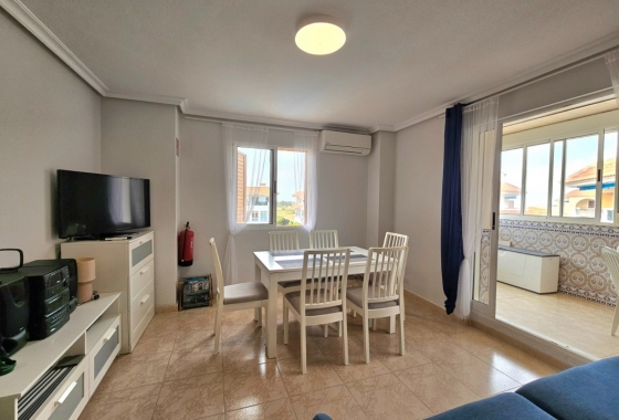 Resale - Apartment / flat - La Mata