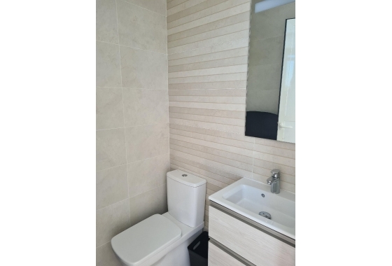 Resale - Apartment / flat - Torrevieja - LA MATA