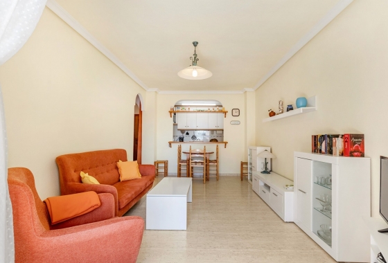 Resale - Apartment / flat - La Mata