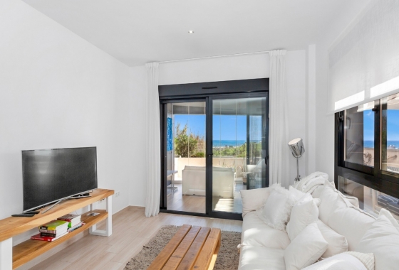 Resale - Apartment / flat - La Mata