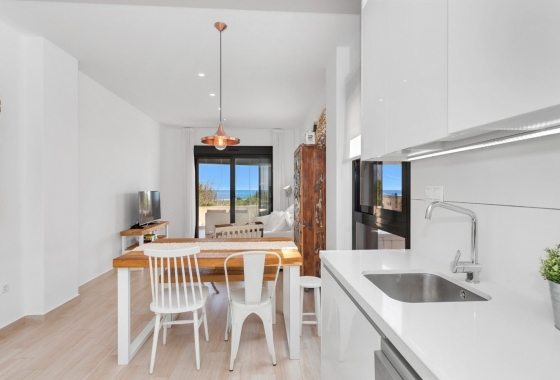 Resale - Apartment / flat - La Mata