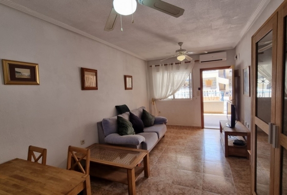 Resale - Bungalow - Orihuela Costa - Punta Prima