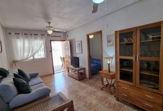 Resale - Bungalow - Orihuela Costa - Punta Prima