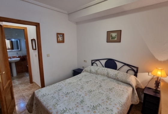 Rynek Wtórny - Bungalow - Orihuela Costa - Punta Prima