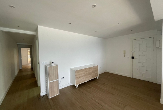 Resale - Apartment / flat - Torrevieja - Centro