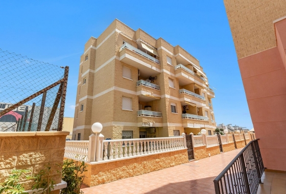 Resale - Apartment / flat - Torrevieja - Nueva Torrevieja - Aguas Nuevas