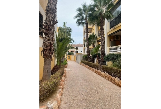 Resale - Apartment / flat - Torrevieja - Playa del Cura