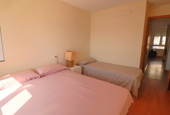 Resale - Apartment / flat - Torrevieja - Playa del Acequión