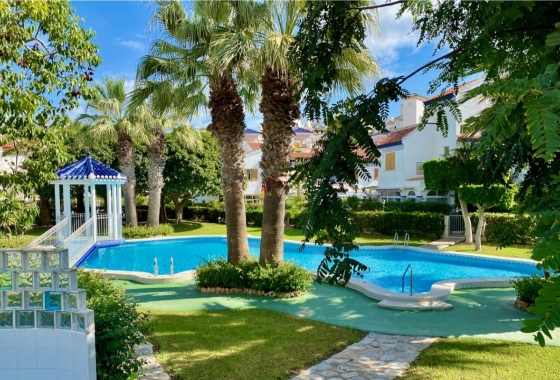 Resale - Bungalow - La Mata