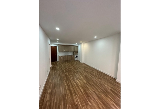 Resale - Apartment / flat - Torrevieja - Centro