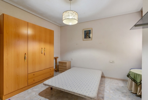 Resale - Apartment / flat - Torrevieja - Centro