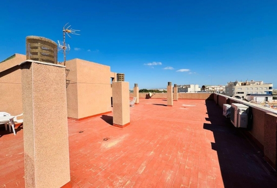 Resale - Apartment / flat - Torrevieja - LA MATA