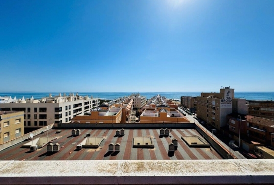 Resale - Apartment / flat - Torrevieja - LA MATA