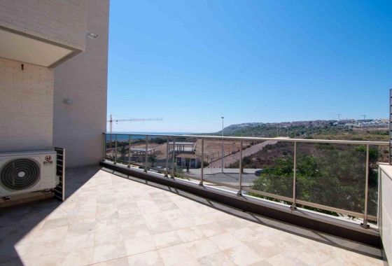 Reventa - Duplex - Arenales del Sol - Arenales