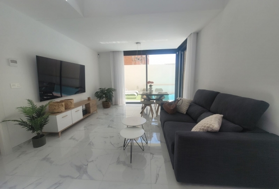 Resale - town house - Los Montesinos - La Herrada