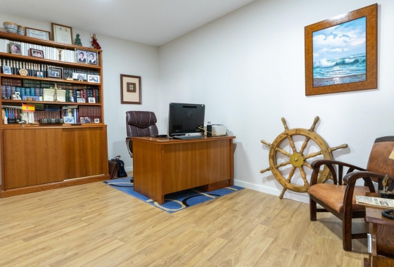 Resale - Villa - Santa Pola