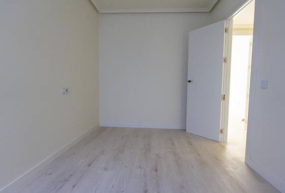 Resale - Apartment / flat - Santa Pola