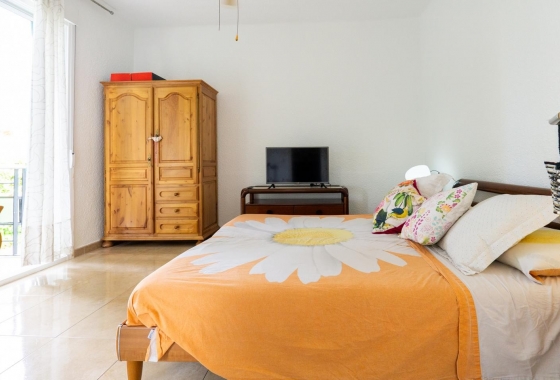 Resale - Apartment / flat - Santa Pola - Playa Lisa