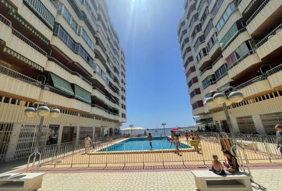 Resale - Apartment / flat - Torrevieja - playa de los naufragos