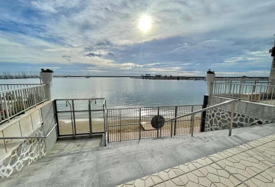 Resale - Apartment / flat - Torrevieja - playa de los naufragos