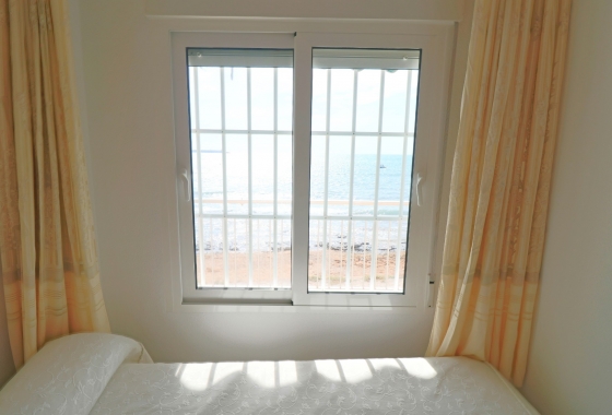 Reventa - Apartamento / piso - Torrevieja - El Acequión - Los Náufragos