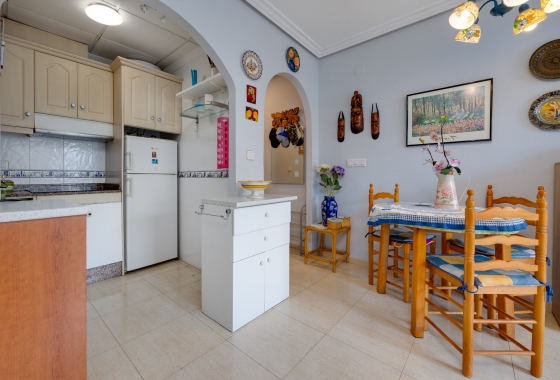 Resale - Apartment / flat - Torrevieja - Torrevieja - Playa de los Locos