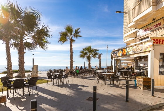 Resale - Apartment / flat - Torrevieja - Torrevieja - Playa de los Locos