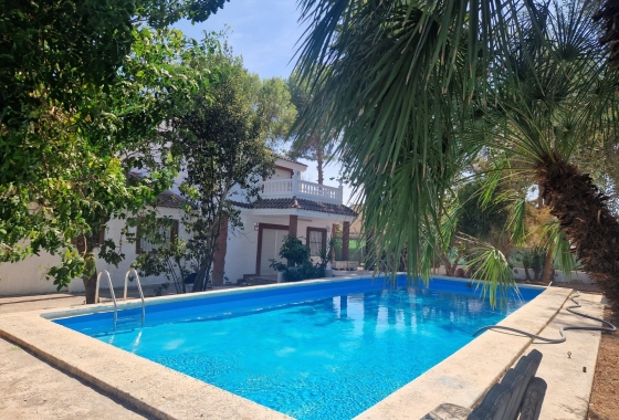 Resale - Villa - Orihuela Costa - Orihuela