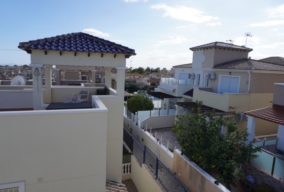 Resale - town house - Orihuela Costa - Villamartín