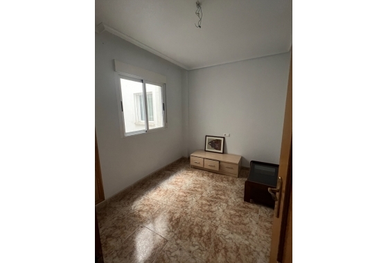 Resale - Apartment / flat - Torrevieja - Torrevieja City Center