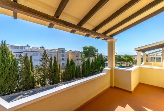 Resale - town house - Orihuela Costa - Villamartín